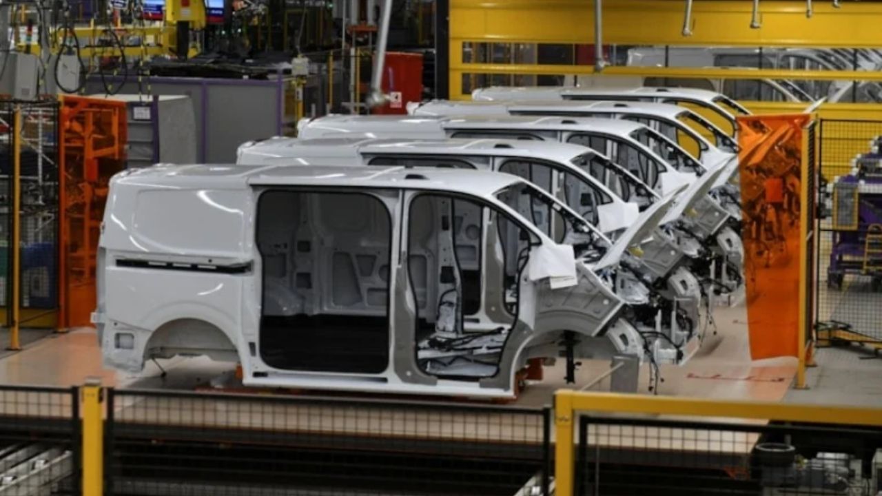 Türkiye Sanayide Sınıf Atladı! Ford Otosan Meyvelerini Veriyor