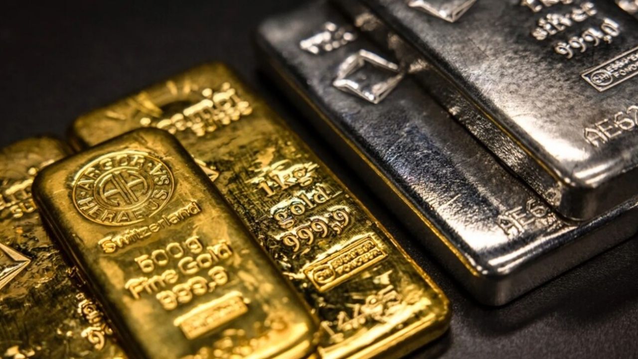 Jeopolitik Riskler Altını Zirveye, Gümüşü Dibe İtti!